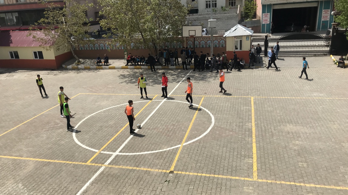 Sınıflar Arası Futbol Turnuvası Devam Ediyor